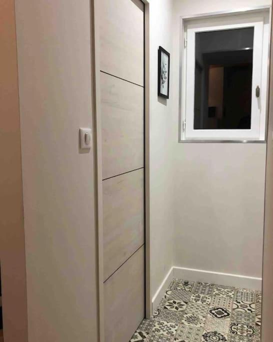Veroliv : Superbe Appartement Renove Proche Du Centre-Ville Le Creusot Esterno foto