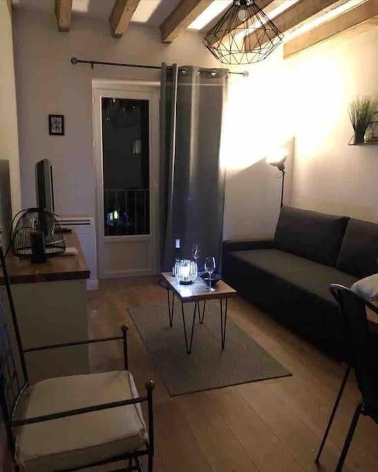 Veroliv : Superbe Appartement Renove Proche Du Centre-Ville Le Creusot Esterno foto