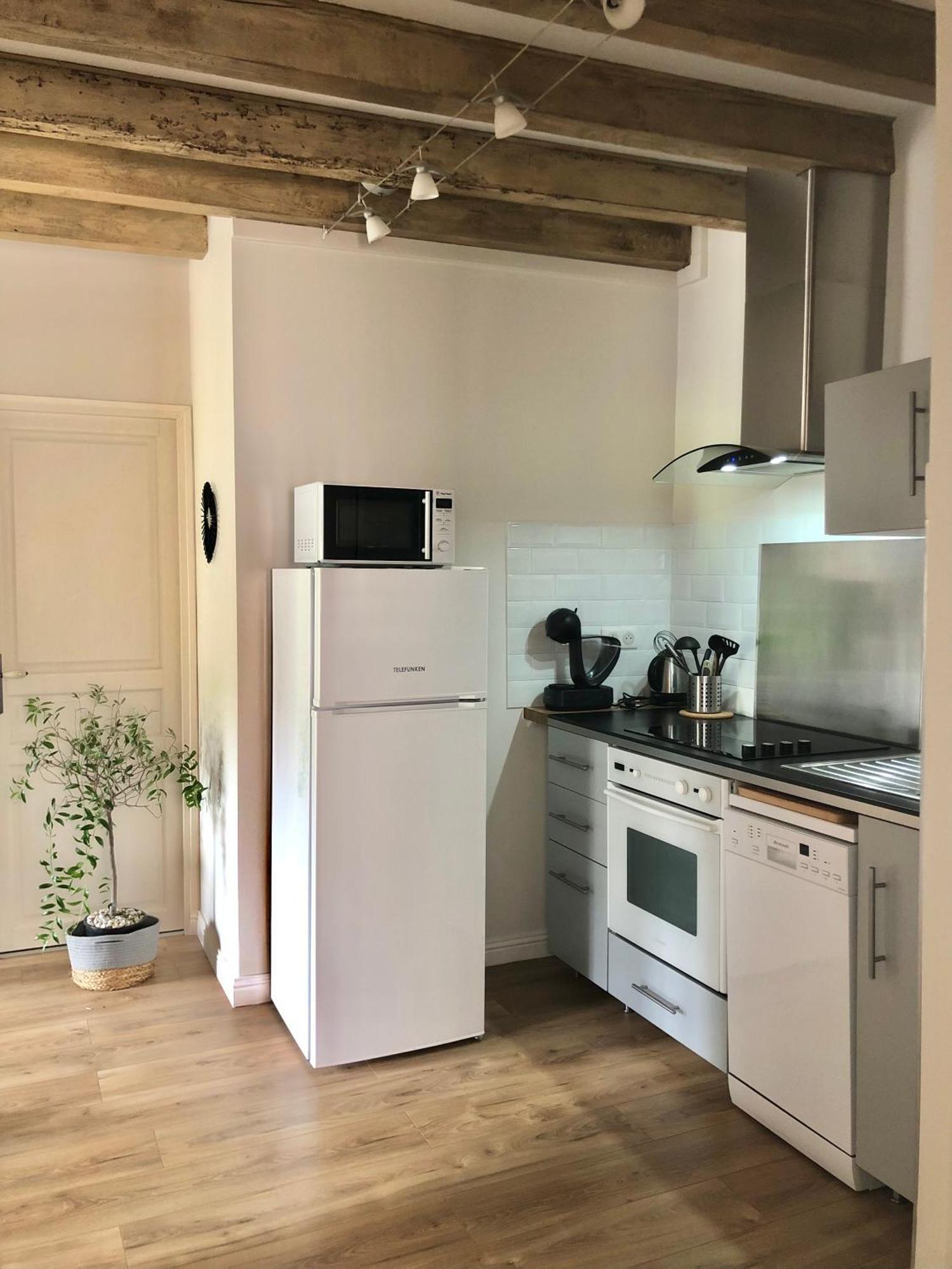 Veroliv : Superbe Appartement Renove Proche Du Centre-Ville Le Creusot Esterno foto